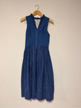 Vintage Traditional Dirndl Blue with blue floral skirt size 38